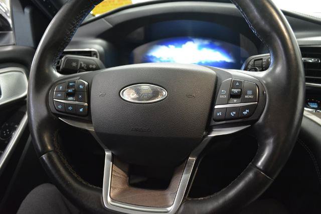 Certified 2020 Ford Explorer Platinum w/ Premium Technology Package AWD/4WD image 20