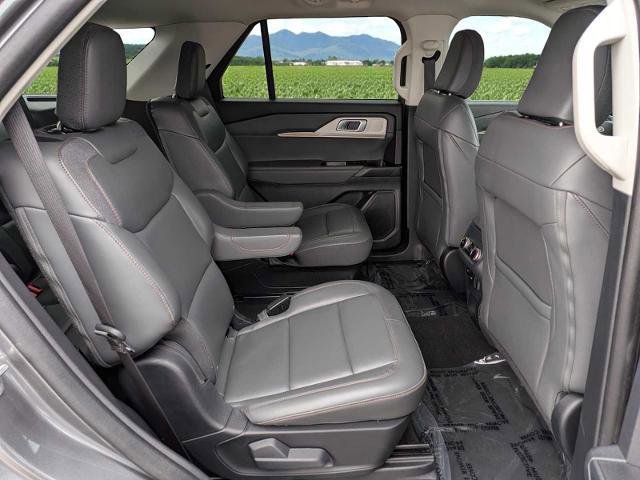 Certified 2025 Ford Explorer Active w/ Active Comfort Package RWD image 23