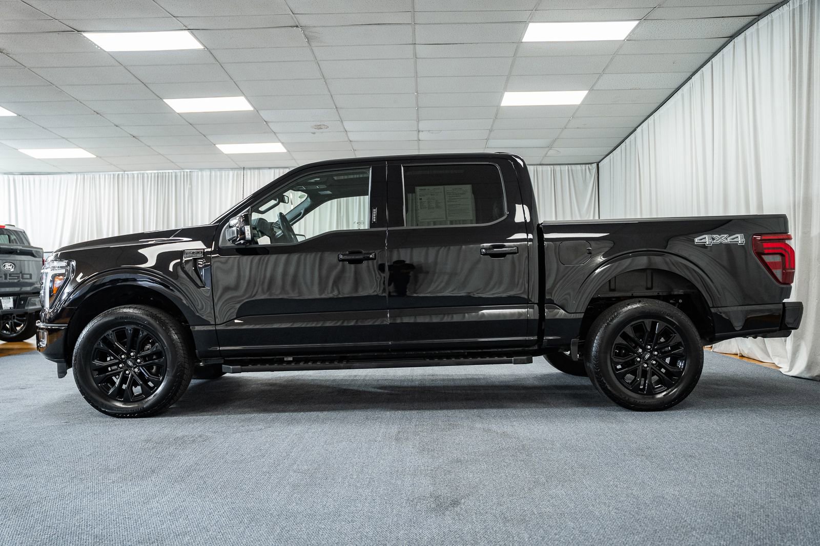 Certified 2024 Ford F150 Lariat AWD/4WD image 5