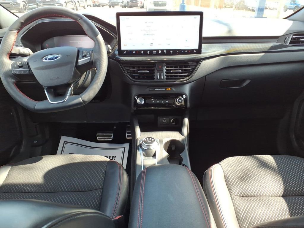 Certified 2024 Ford Escape ST-Line w/ Tech Pack #1 AWD/4WD image 11