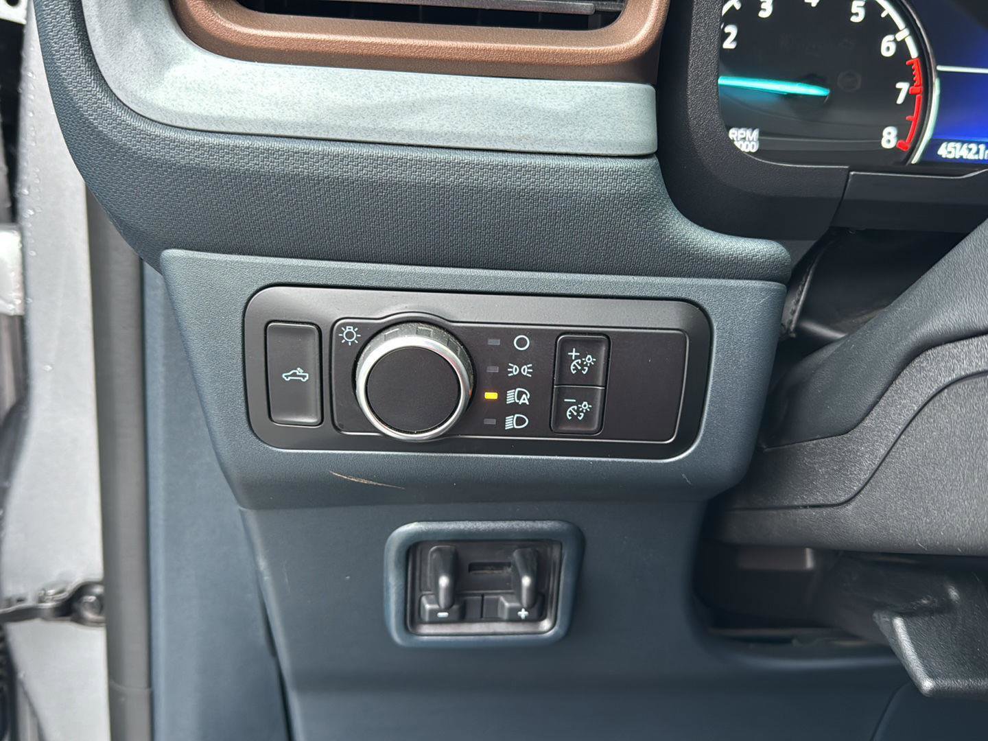 Certified 2023 Ford Maverick Lariat w/ Equipment Group 500A Standard image 21