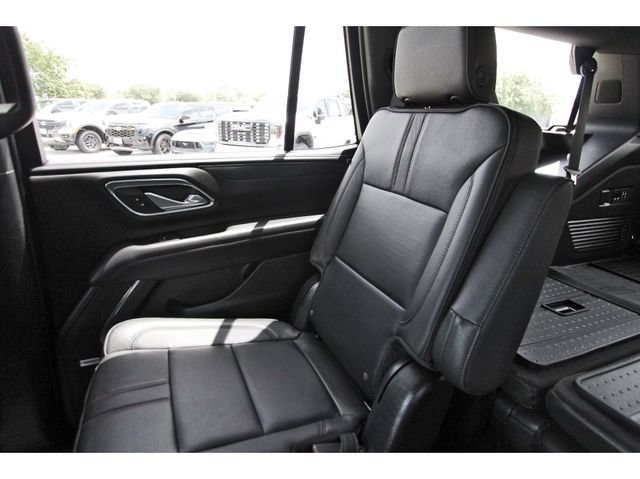 Used 2023 Chevrolet Tahoe RST w/ Luxury Package RWD image 9