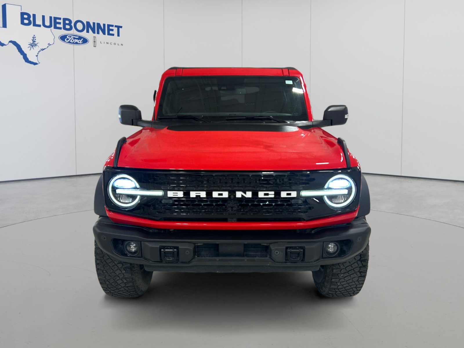 Certified 2022 Ford Bronco Wildtrak AWD/4WD image 2