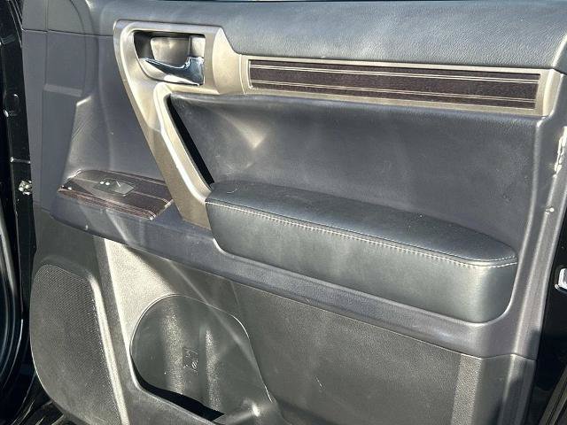 Used 2021 Lexus GX 460 Premium w/ Premium Package AWD/4WD image 26