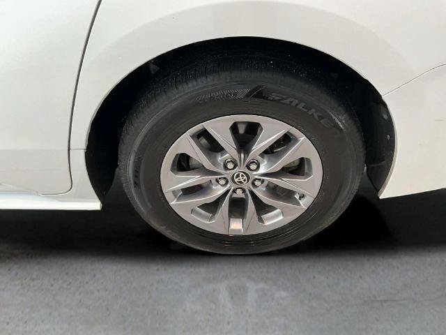 Used 2025 Toyota Sienna XLE FWD image 29