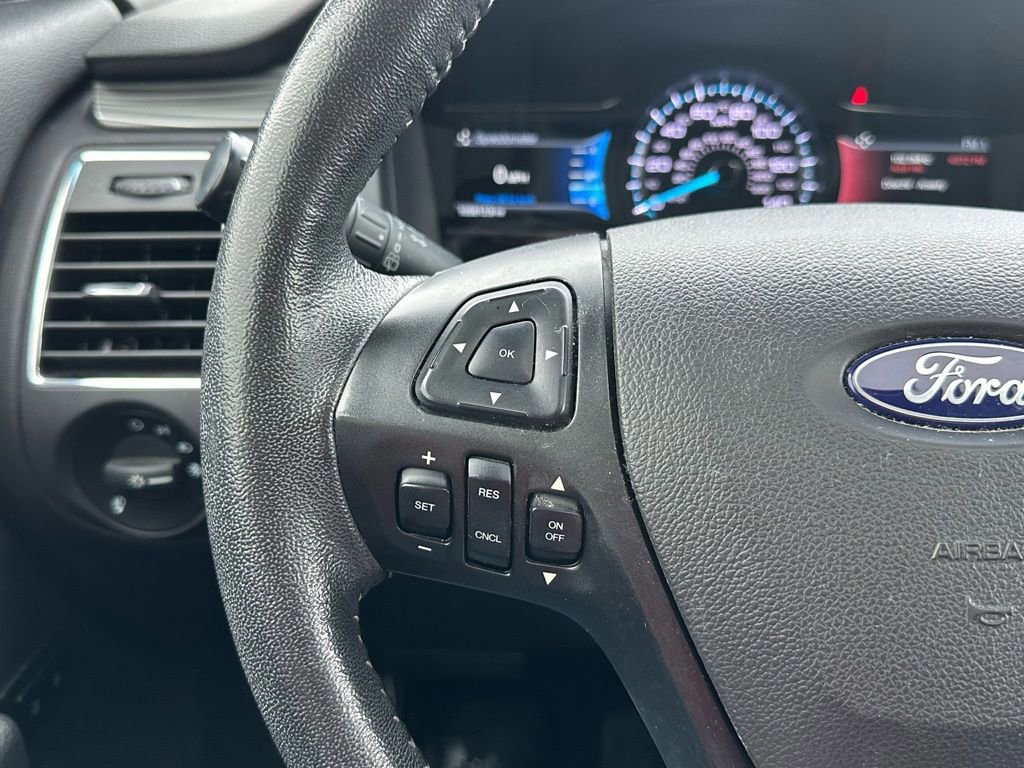 Certified 2019 Ford Flex SEL w/ Equipment Group 202A image 30