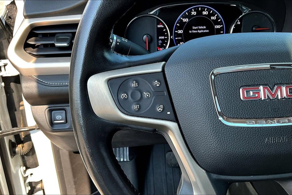 Used 2021 GMC Acadia Denali w/ Denali Technology Package FWD image 13