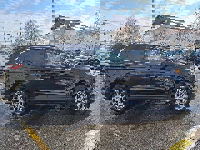 Certified 2022 Ford Edge SEL w/ Convenience Package image 10