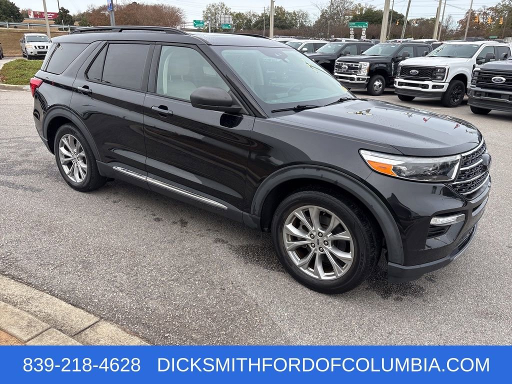 Certified 2021 Ford Explorer XLT w/ Equipment Group 202A image 7