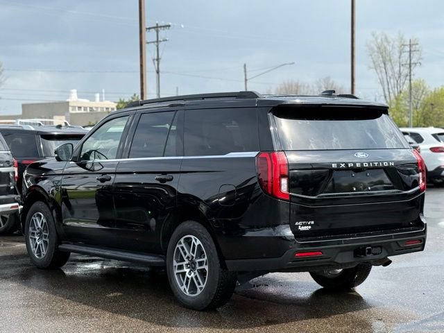 Certified 2025 Ford Expedition Active AWD/4WD image 44