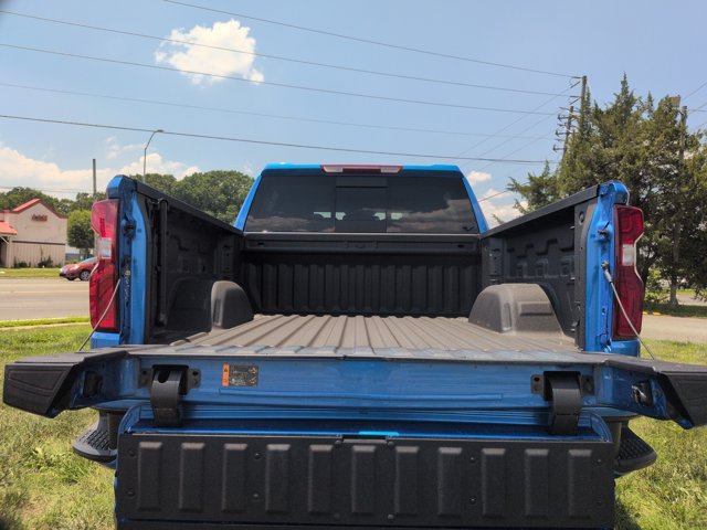 Used 2025 Chevrolet Silverado 1500 RST w/ Convenience Package II AWD/4WD image 32