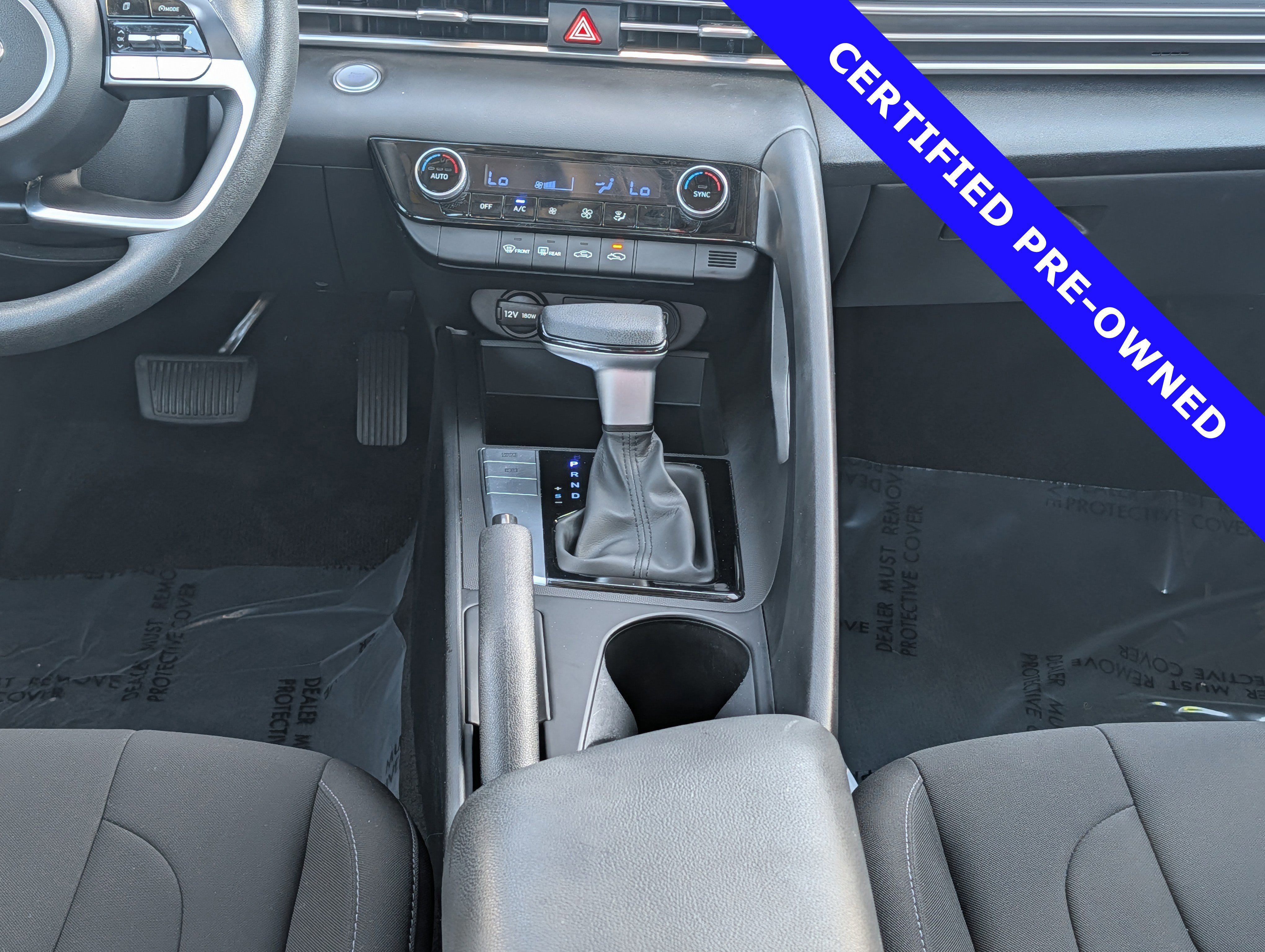 Used 2023 Hyundai Elantra SEL image 17