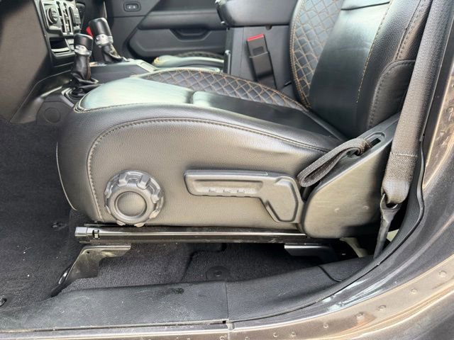 Used 2021 Jeep Wrangler Unlimited Sahara image 9