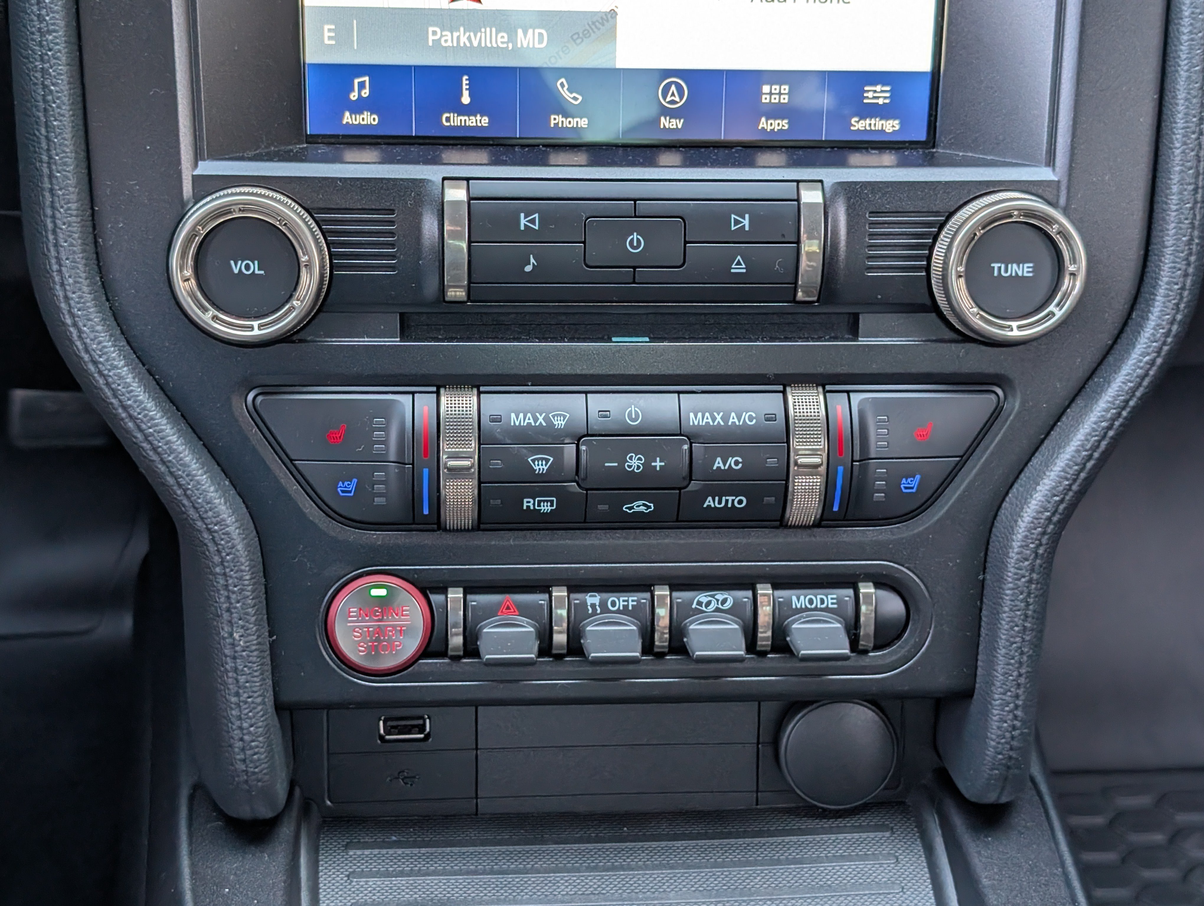 Certified 2022 Ford Mustang Shelby GT500 w/ Technology Package RWD image 21