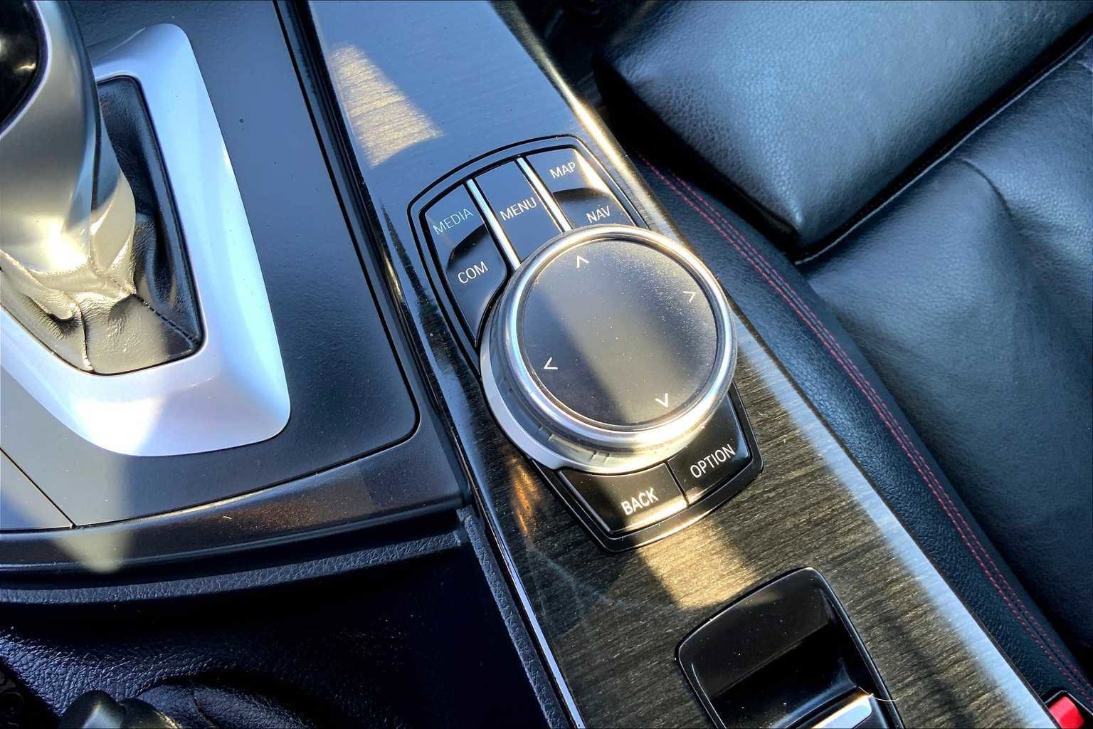 Used 2018 BMW 430i Convertible image 27