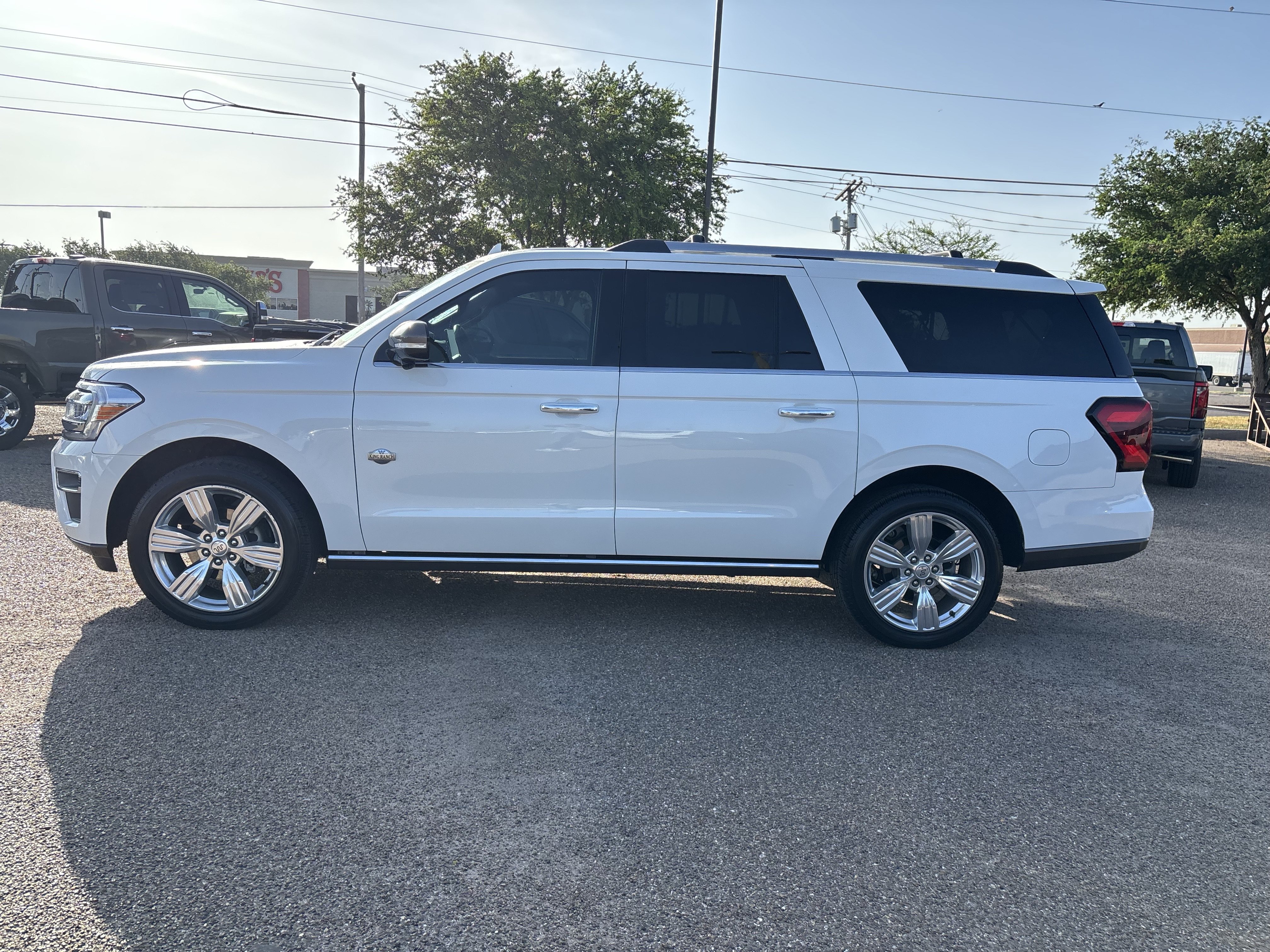 Certified 2024 Ford Expedition Max King Ranch AWD/4WD image 3