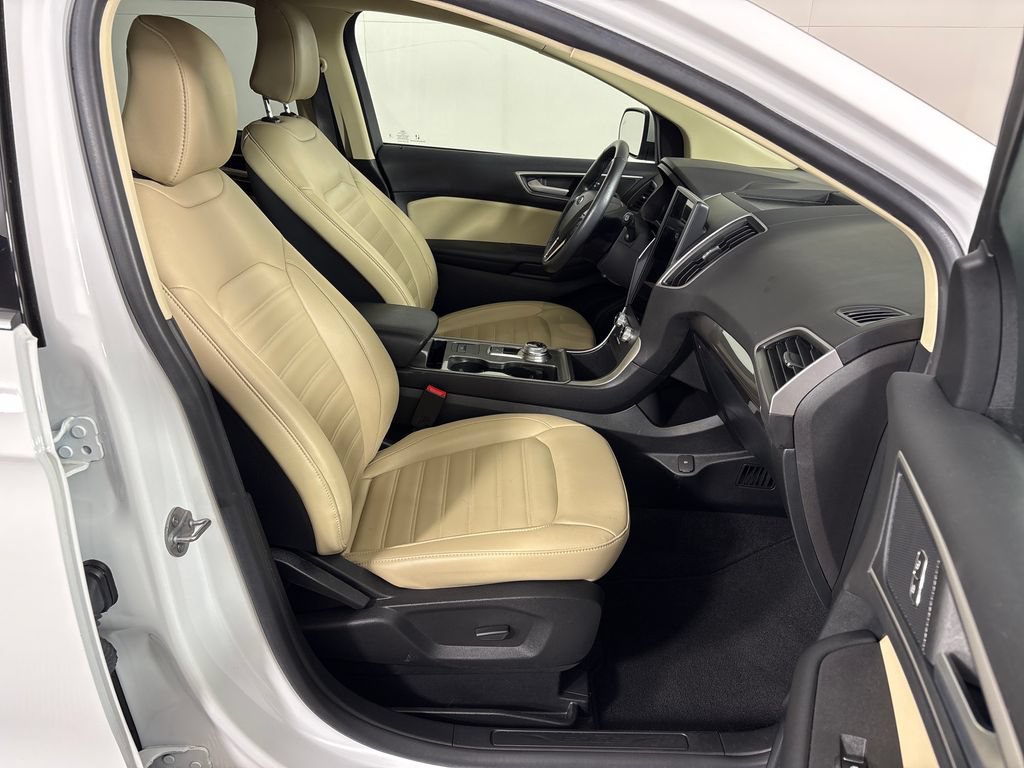 Certified 2023 Ford Edge SEL w/ Convenience Package AWD/4WD image 7