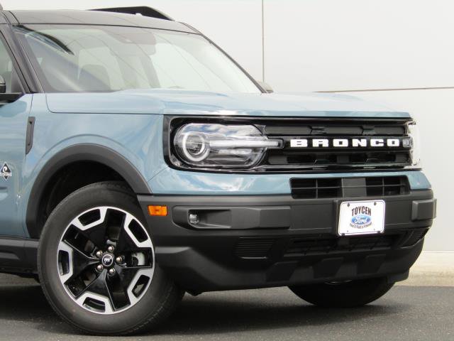 Certified 2023 Ford Bronco Sport Outer Banks w/ Tech Package AWD/4WD image 5
