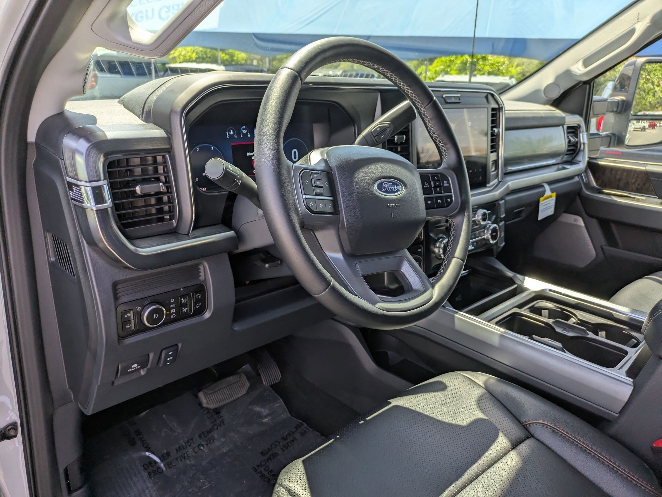 Certified 2025 Ford F250 Lariat AWD/4WD image 16