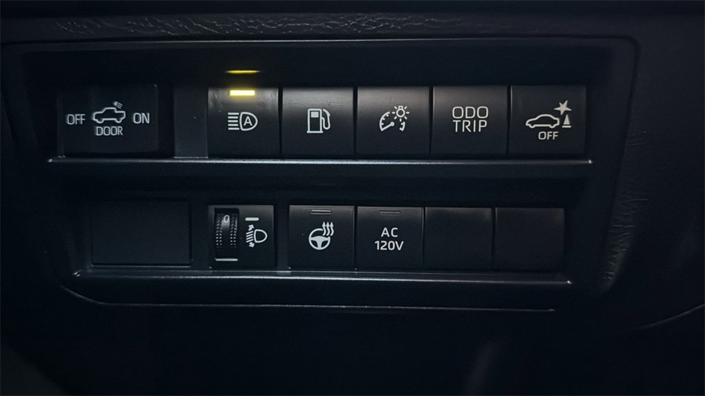 Used 2024 Toyota Tundra Limited image 20