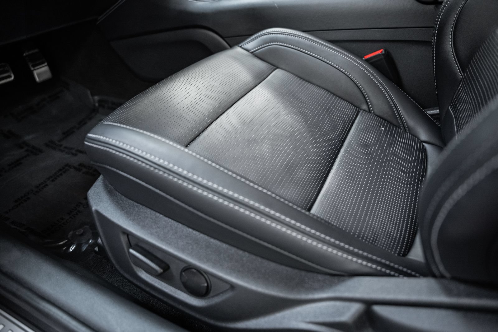 Certified 2025 Ford Mustang GT Premium RWD image 42