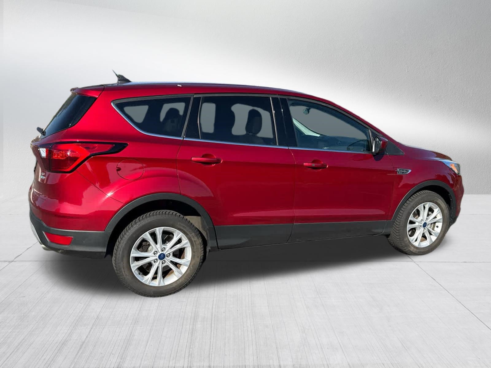 Certified 2019 Ford Escape SE AWD/4WD image 11