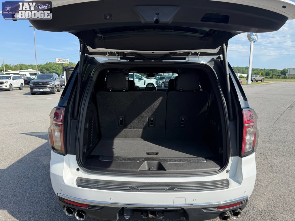 Used 2023 Chevrolet Tahoe Premier AWD/4WD image 33