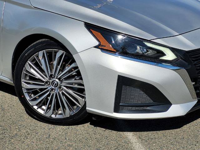 Used 2023 Nissan Altima 2.5 SL FWD image 9