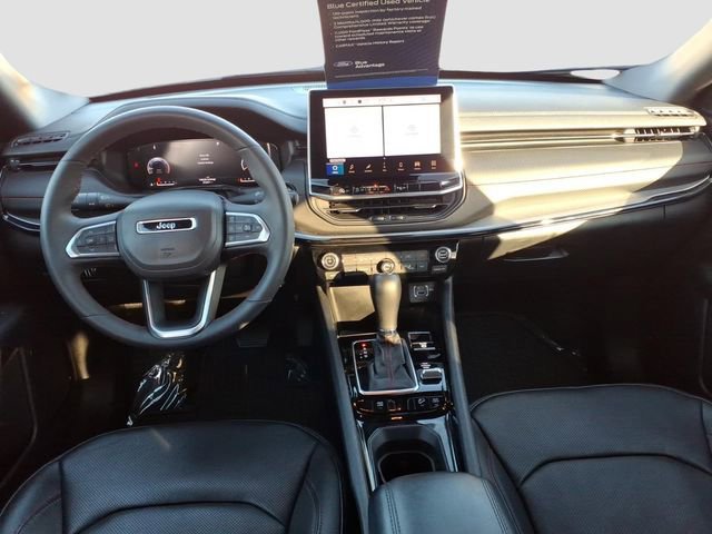 Used 2025 Jeep Compass Trailhawk w/ Trailhawk Elite Group image 13