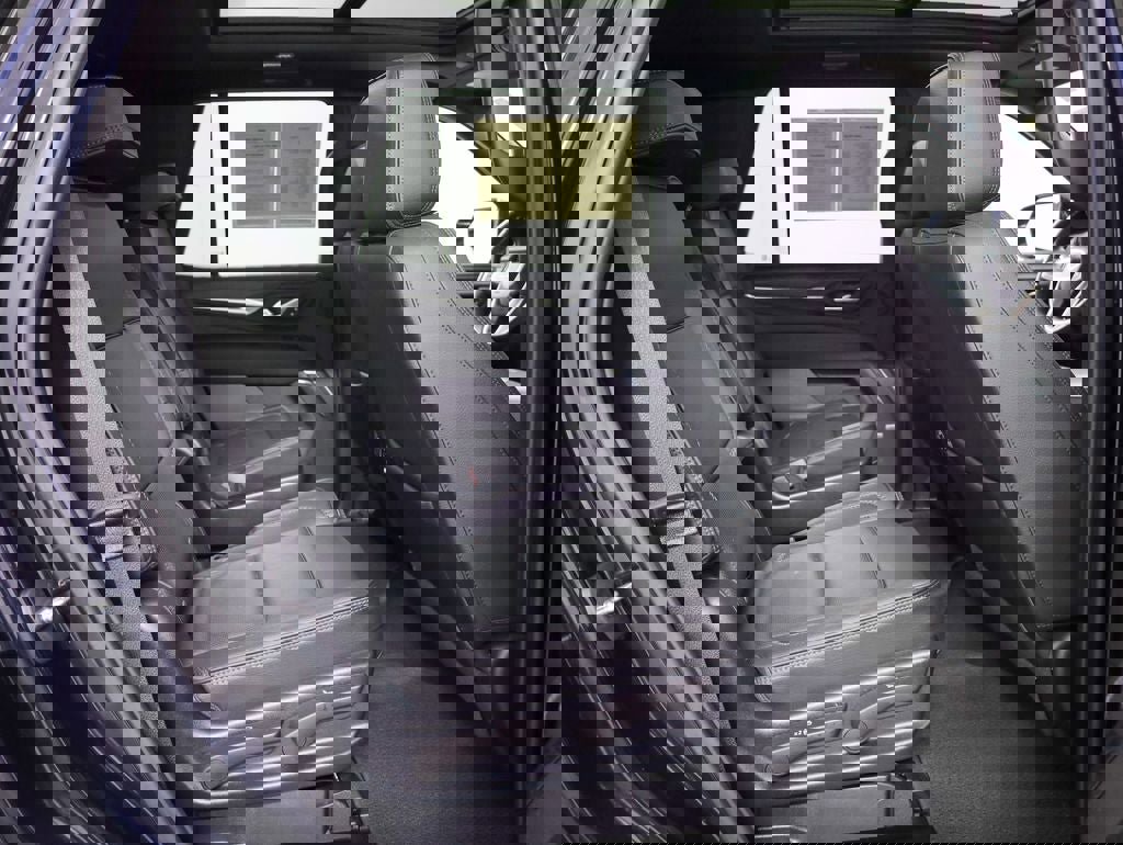 Used 2023 GMC Yukon Denali AWD/4WD image 32