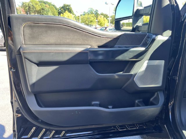 Certified 2023 Ford F350 Platinum w/ FX4 Off-Road Package AWD/4WD image 16