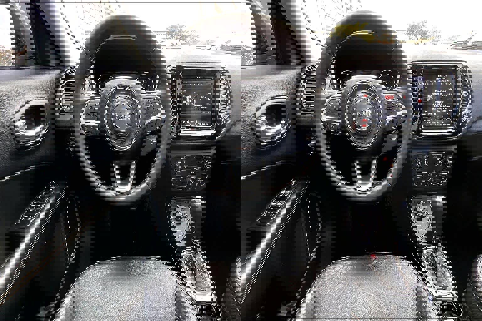 Used 2017 Jeep Compass Limited image 9