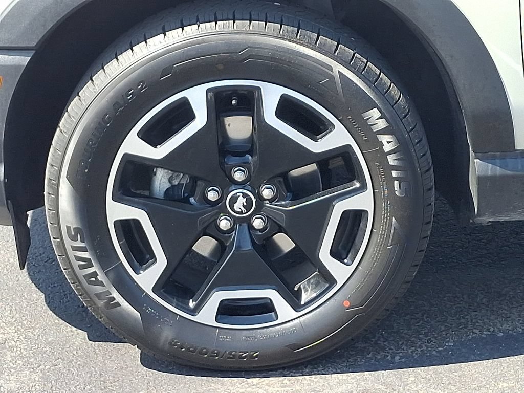 Certified 2024 Ford Bronco Sport Outer Banks w/ Tech Package AWD/4WD image 8