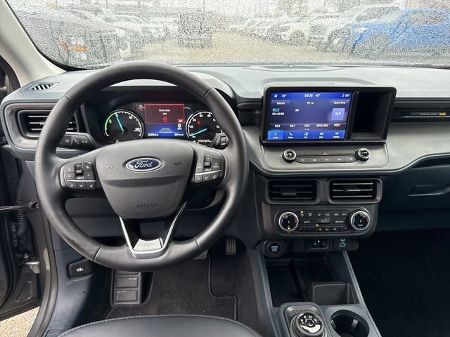 Certified 2024 Ford Maverick Lariat w/ Black Appearance Package image 6