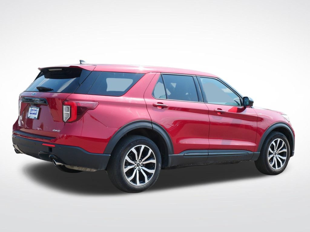 Certified 2022 Ford Explorer ST-Line AWD/4WD image 3