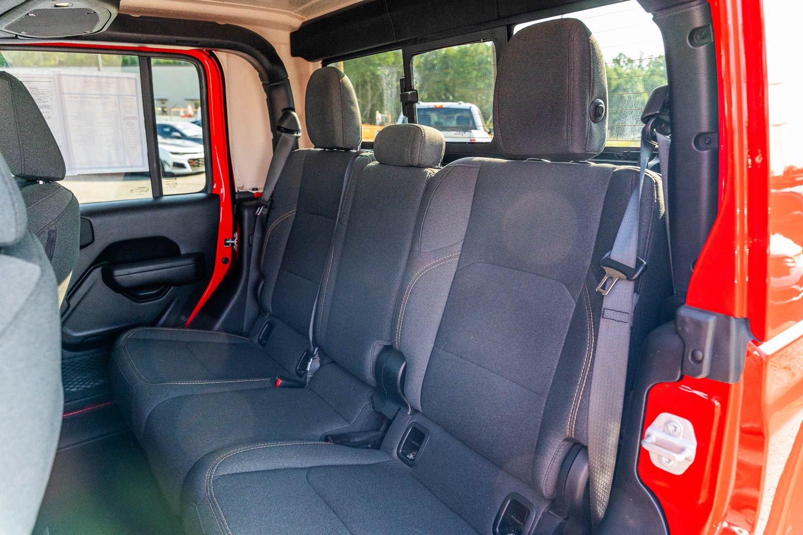 Used 2024 Jeep Gladiator Sport AWD/4WD image 21