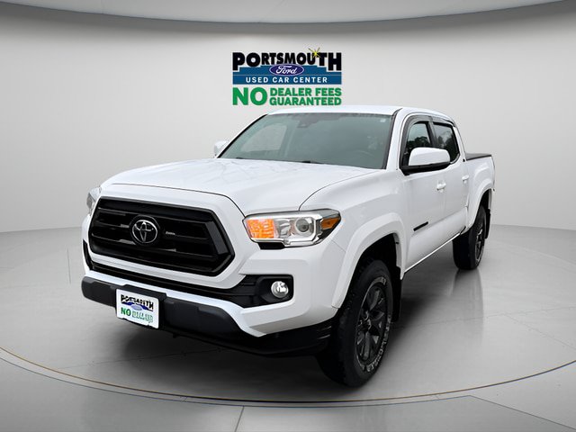 Used 2021 Toyota Tacoma SR5 AWD/4WD image 16