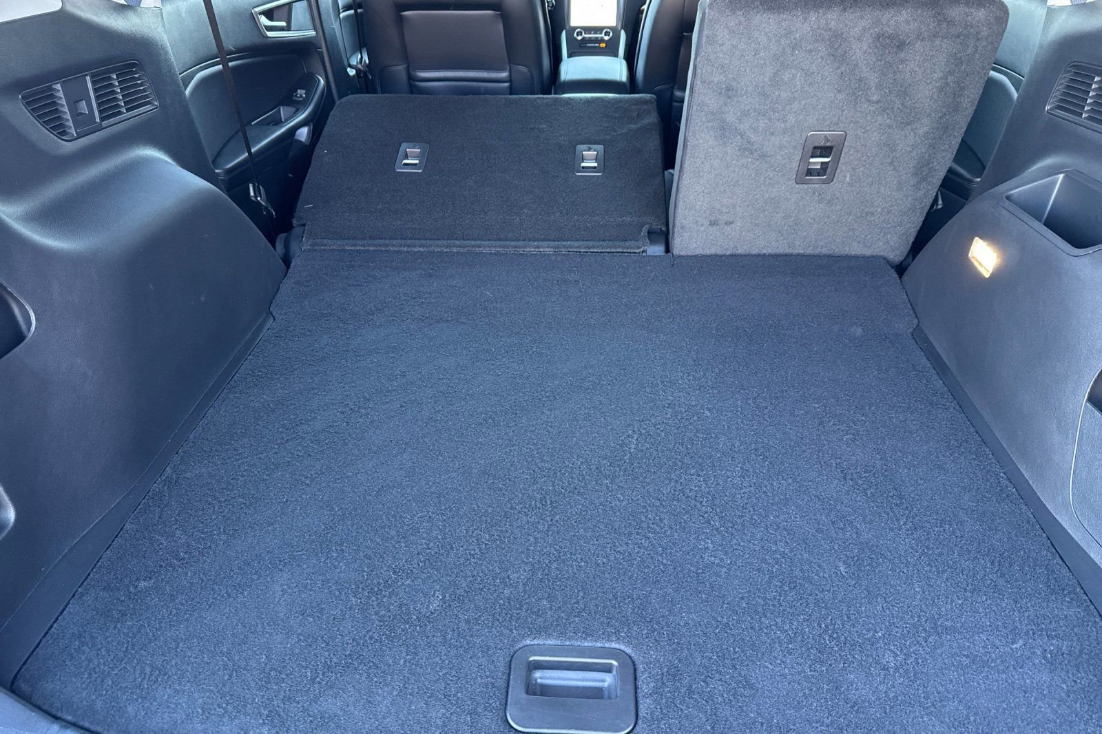 Certified 2024 Ford Edge SEL w/ Convenience Package image 12