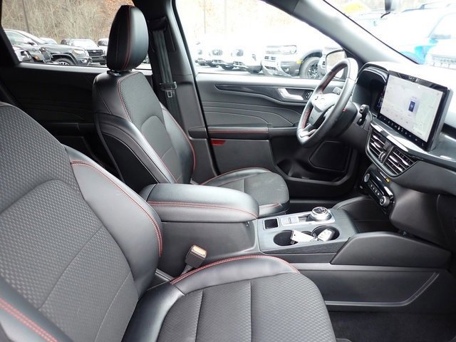 Certified 2023 Ford Escape ST-Line w/ Tech Pack #1 image 11