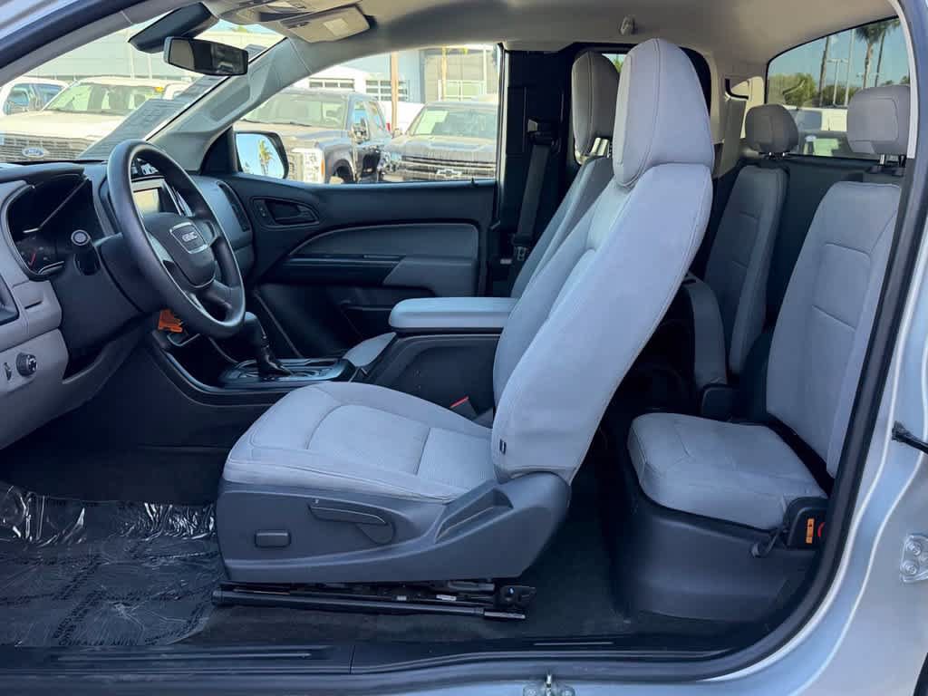 Used 2018 GMC Canyon W/T RWD image 28