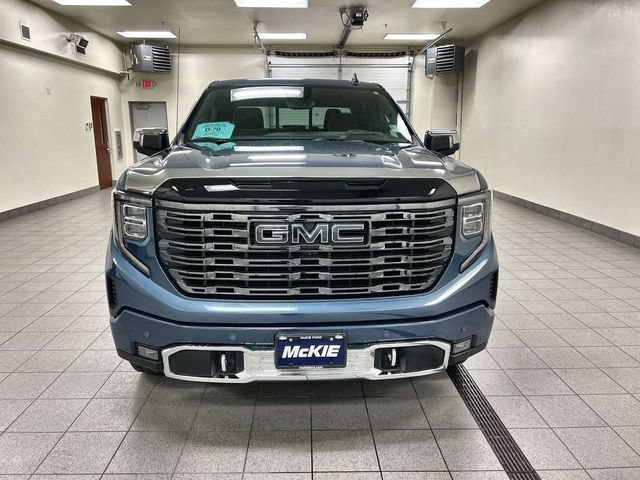 Used 2025 GMC Sierra 1500 Denali Ultimate AWD/4WD image 2