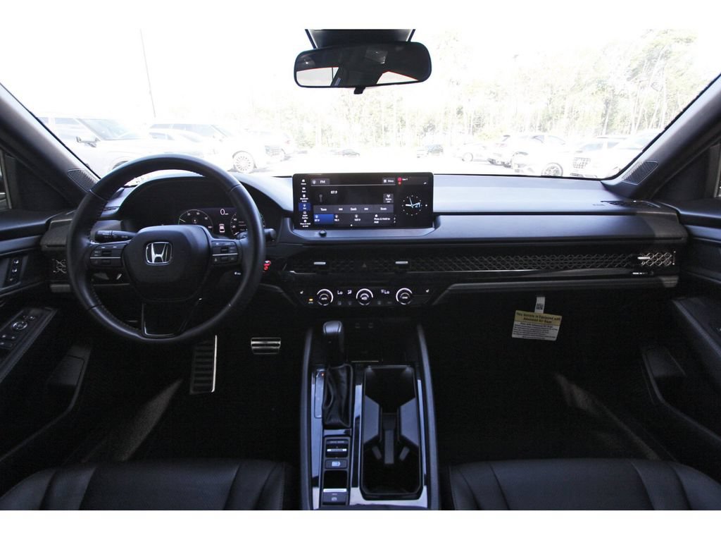 Used 2025 Honda Accord Sport image 12