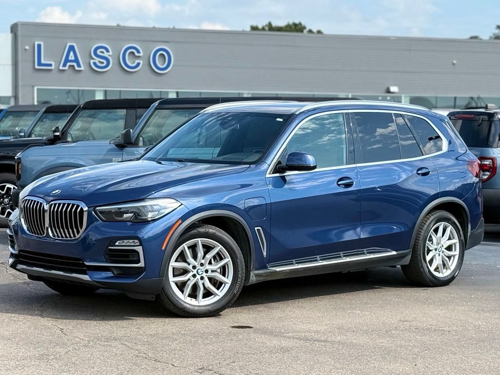 Used 2021 BMW X5 xDrive45e w/ Premium Package 2