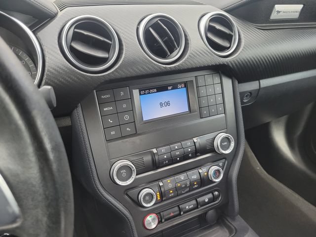 Certified 2022 Ford Mustang Coupe RWD image 21