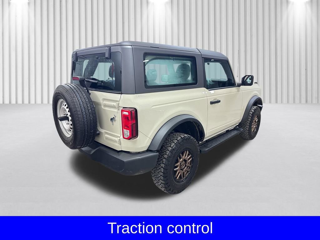 Certified 2025 Ford Bronco 2-Door AWD/4WD image 4