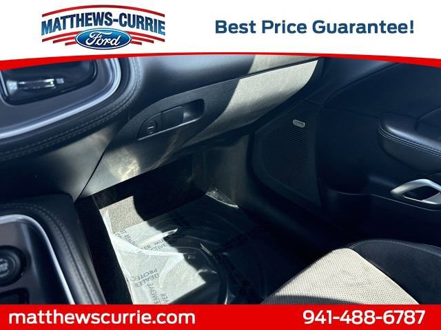 Used 2020 Dodge Challenger R/T w/ Plus Package image 21