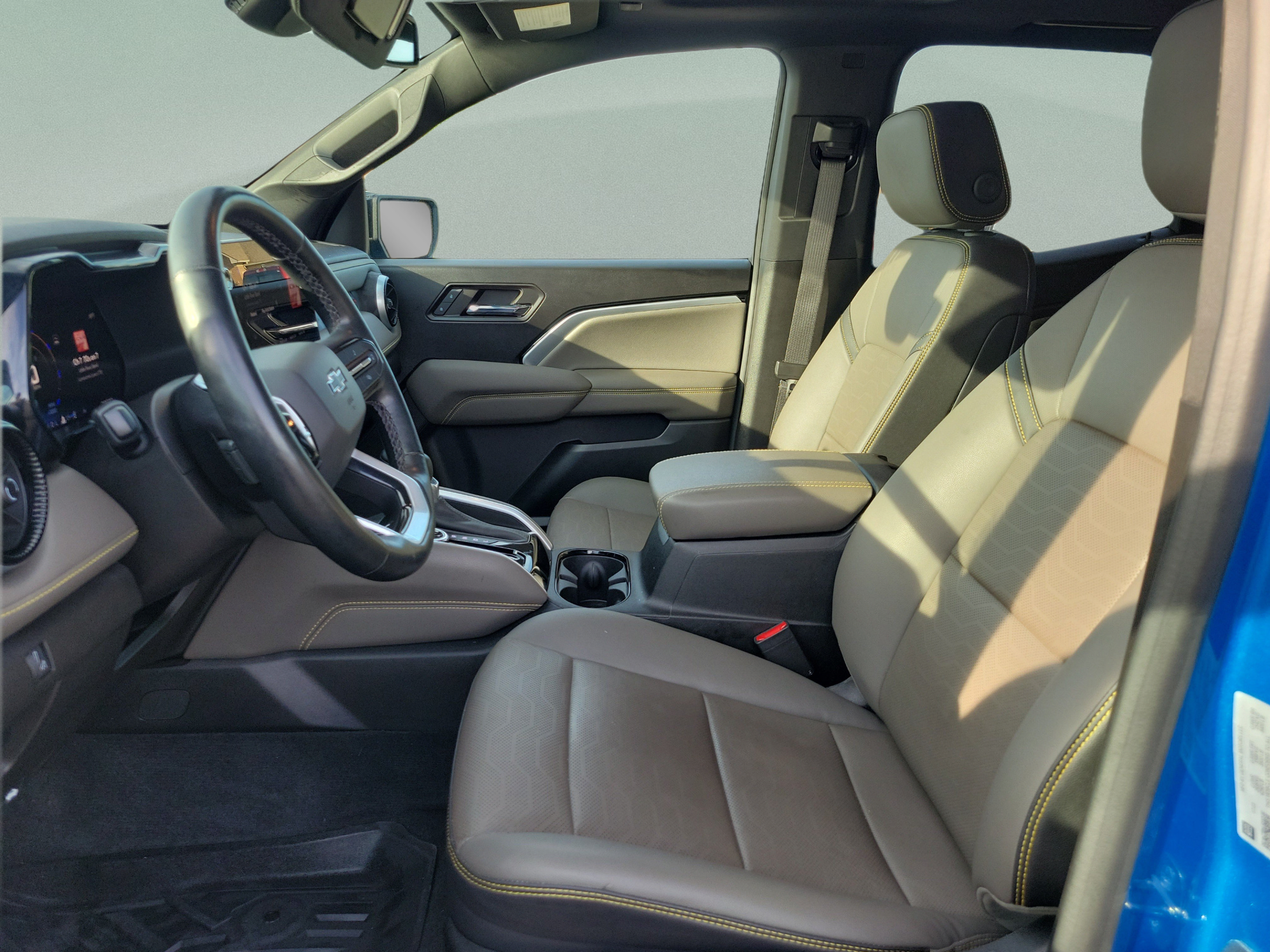 Used 2023 Chevrolet Colorado ZR2 w/ ZR2 Convenience Package III AWD/4WD image 14