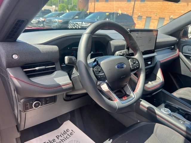 Certified 2025 Ford Explorer ST AWD/4WD image 7
