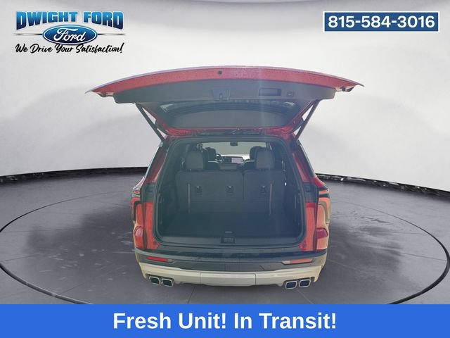 Used 2025 Chevrolet Traverse LT w/ Sun and Wheel Package FWD image 18