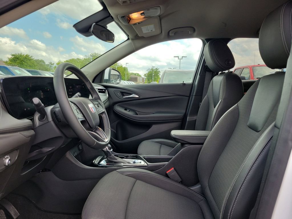 Used 2025 Buick Encore GX Preferred FWD image 18